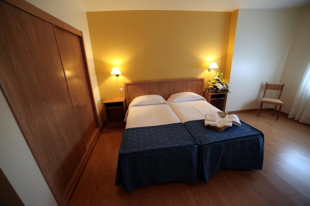 Hotel Rio Ulla Monterroso Екстер'єр фото
